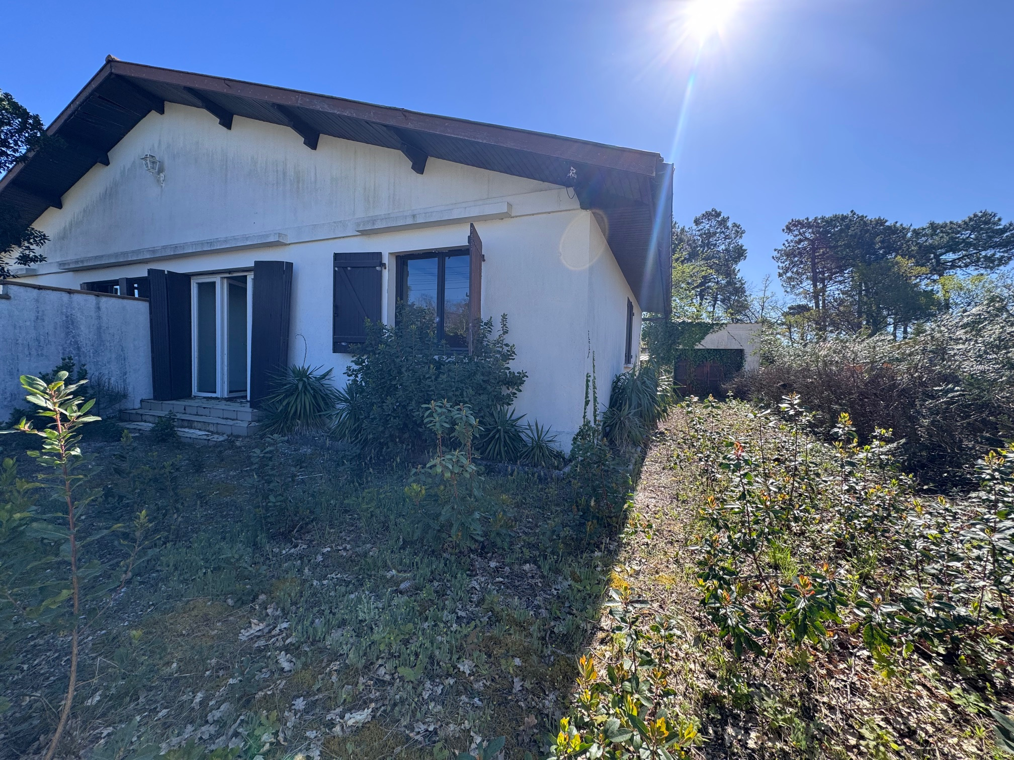 MAISON T6 DE PLAIN PIED AVEC GARAGE